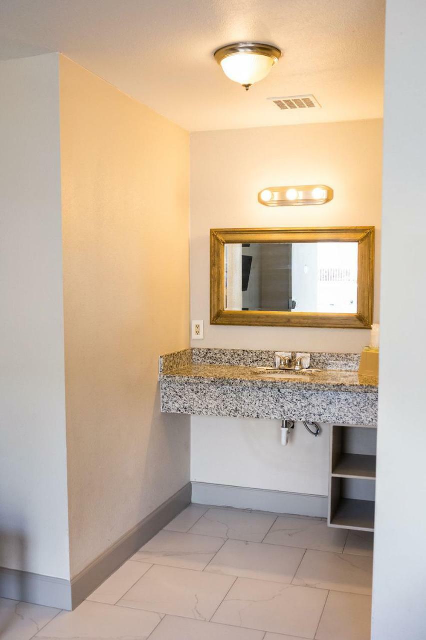 Merit Inn And Suites Beaumont Eksteriør bilde